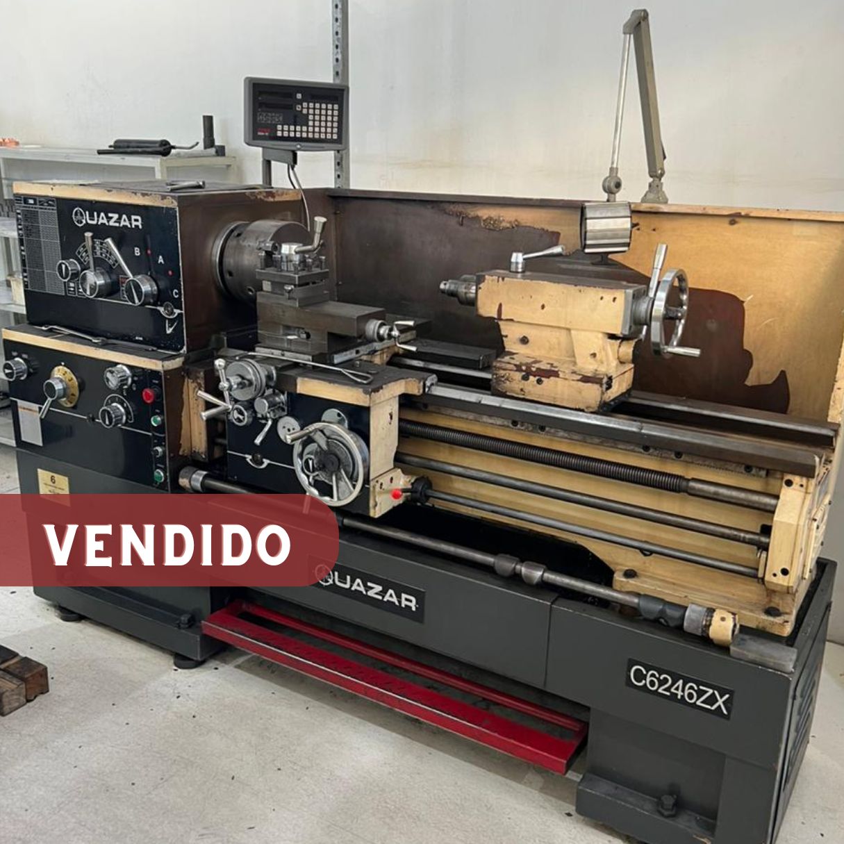TORNO MECÂNICO QUAZAR C6246ZX COM DIGITAL